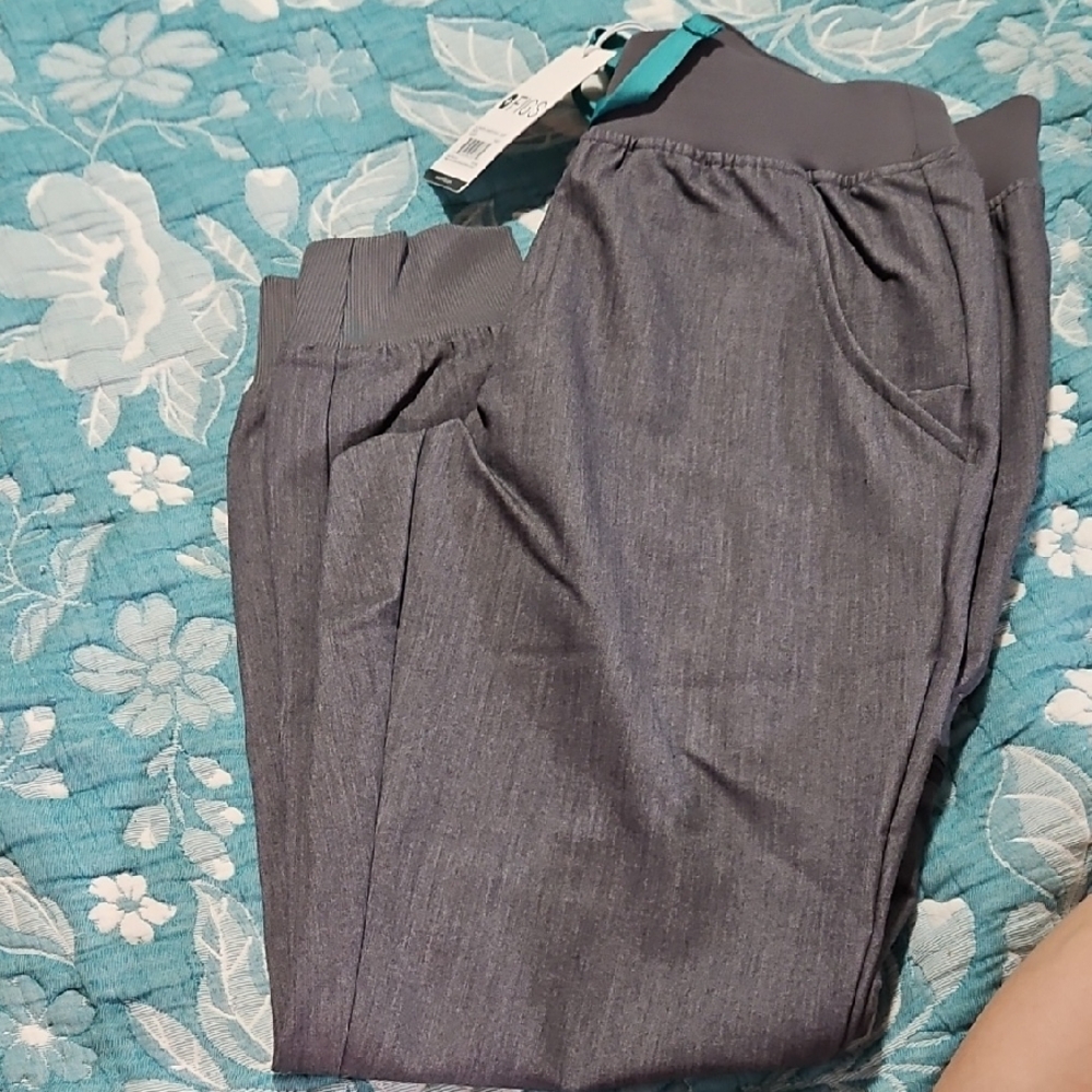 FIGS ZAMORA JOGGER